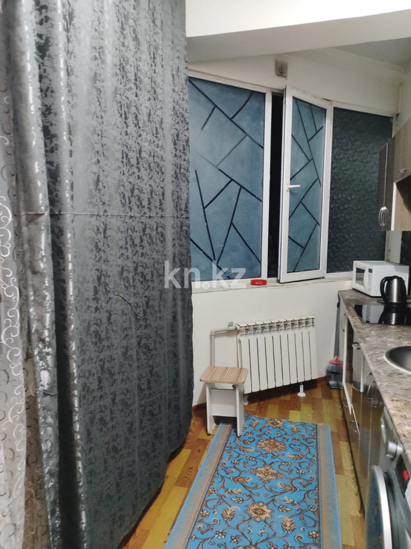 Аренда 1-комнатной квартиры посуточно, 29 м², мкр-н Аксай-1а, дом  30а - ул. Толе би в Алматы - фото 6