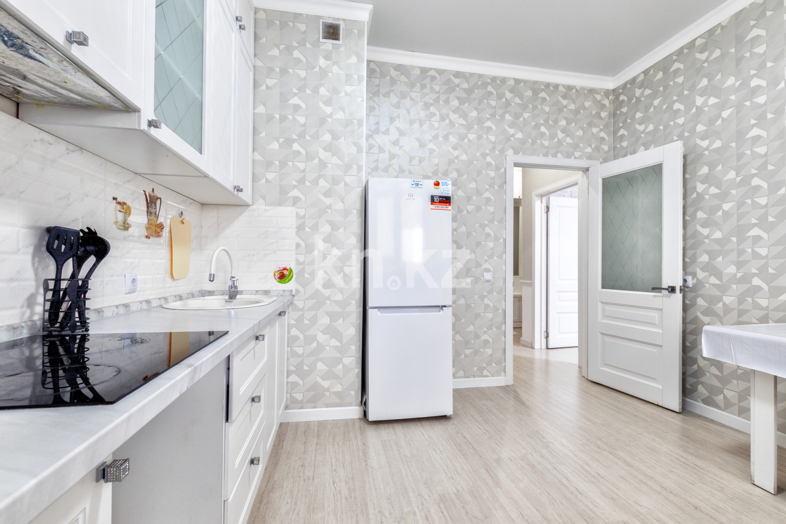 Аренда 2-комнатной квартиры посуточно, 65 м², пр. Кабанбай батыра, дом  4/2 - ул. Космонавтов в Астане - фото 11