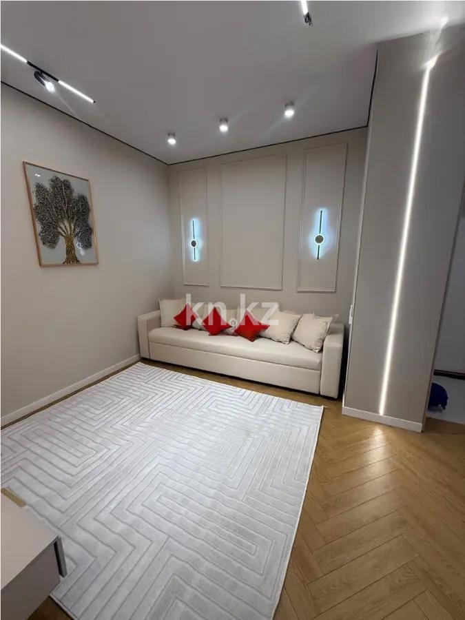 Продажа 2-комнатной квартиры, 40 м² в Алматы