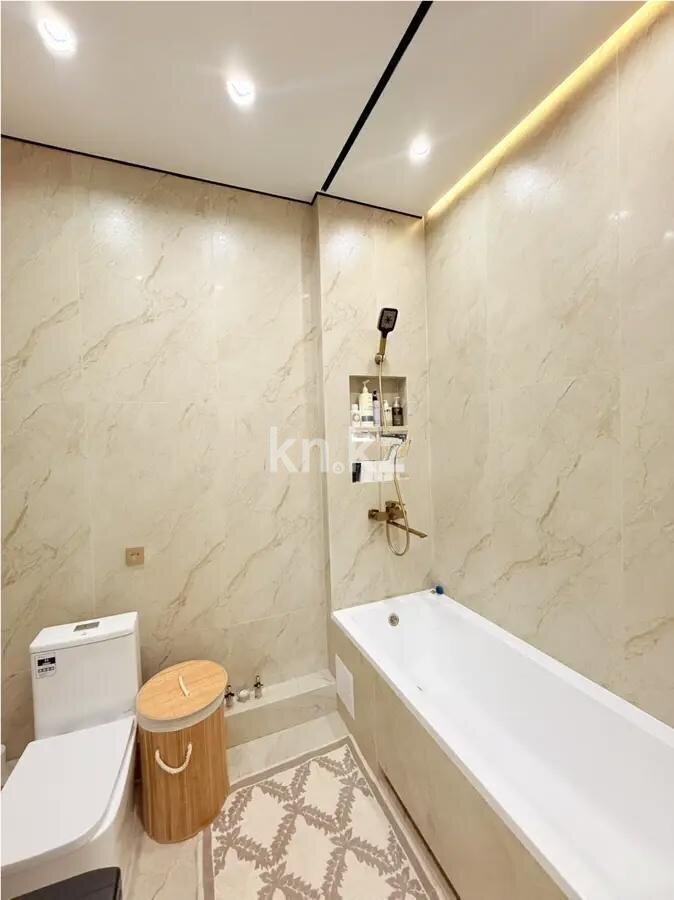 Продажа 2-комнатной квартиры, 72 м² в Алматы - фото 5