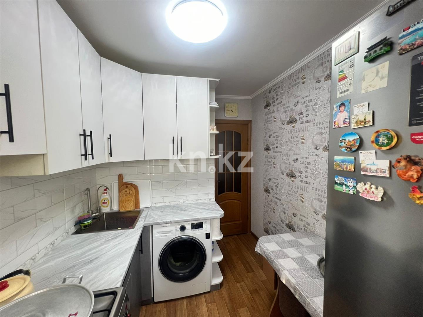 Продажа 3-комнатной квартиры, 62 м², пр. Республики, дом  28 в Караганде - фото 8
