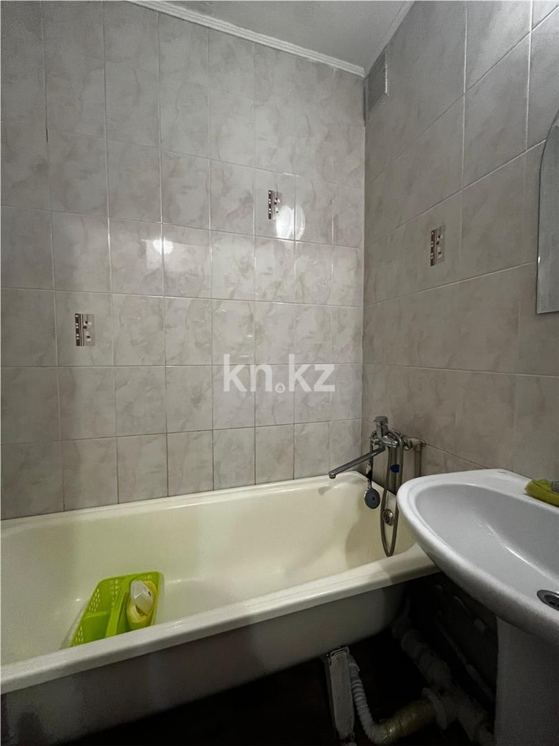 Продажа 1-комнатной квартиры, 41 м², мкр. Голубые Пруды в Караганде - фото 7