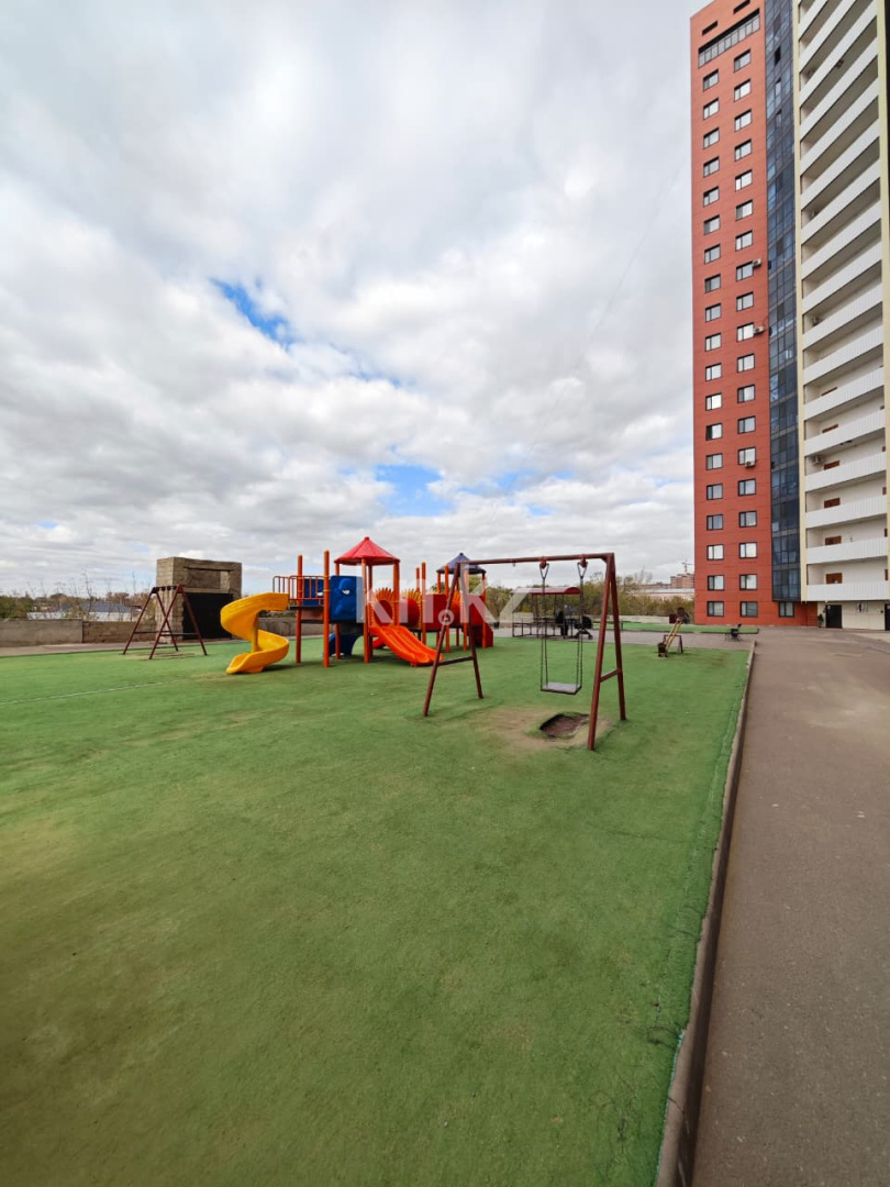 Продажа 4-комнатной квартиры, 90 м², ул. Дюсембекова, дом  44/2 в Караганде - фото 20