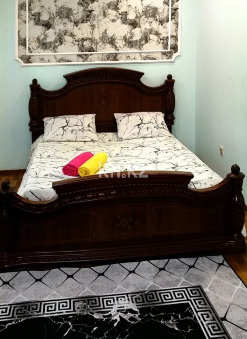 Аренда 1-комнатной квартиры посуточно, 45 м², мкр. Аксай-1а, дом  31а - ул. Ташкентская в Алматы