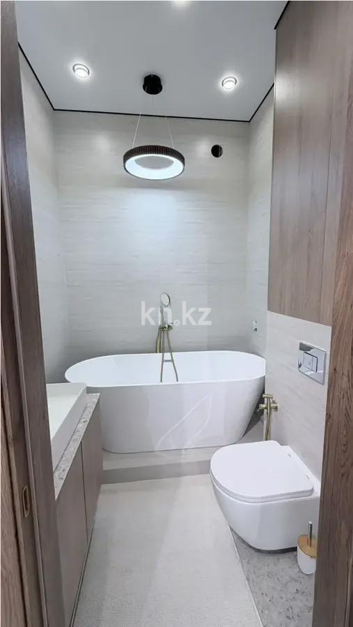 Продажа 4-комнатной квартиры, 126 м² в Астане - фото 5
