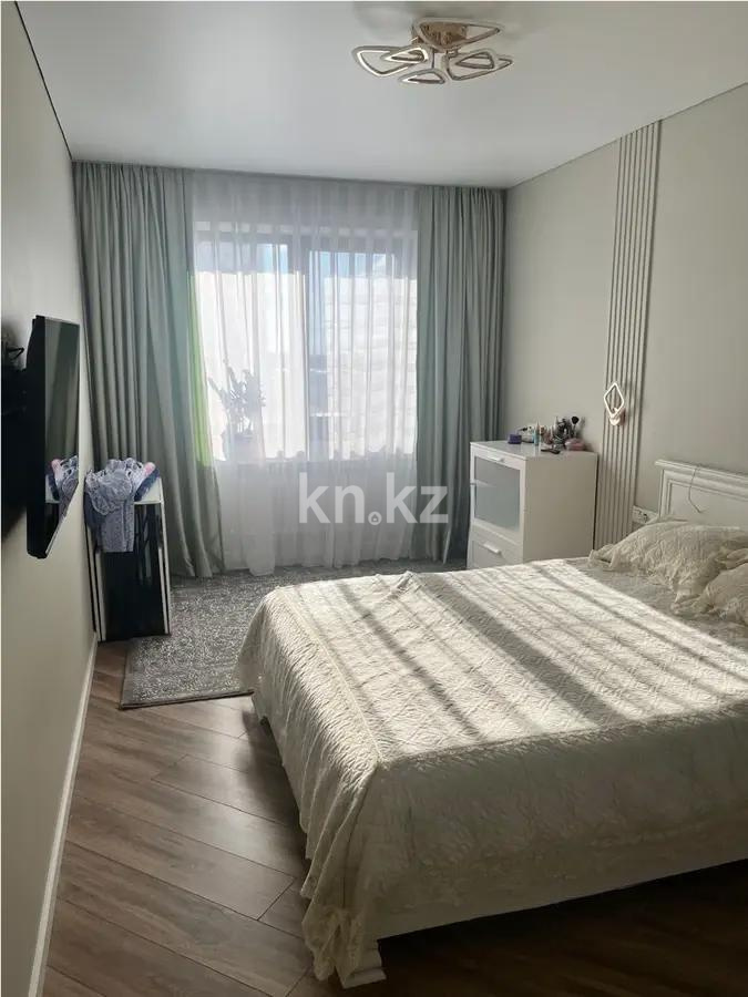 Продажа 3-комнатной квартиры, 75 м², ул. Толе би, дом  189/3 в Алматы - фото 2