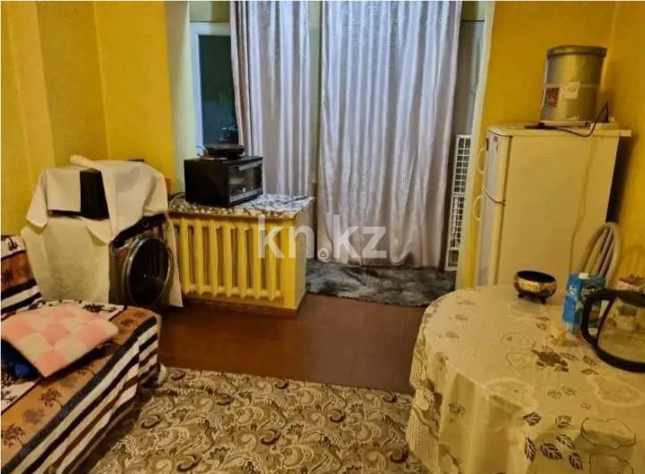 Продажа 1-комнатной квартиры, 45 м², ул. Есенова, дом  9 в Алматы
