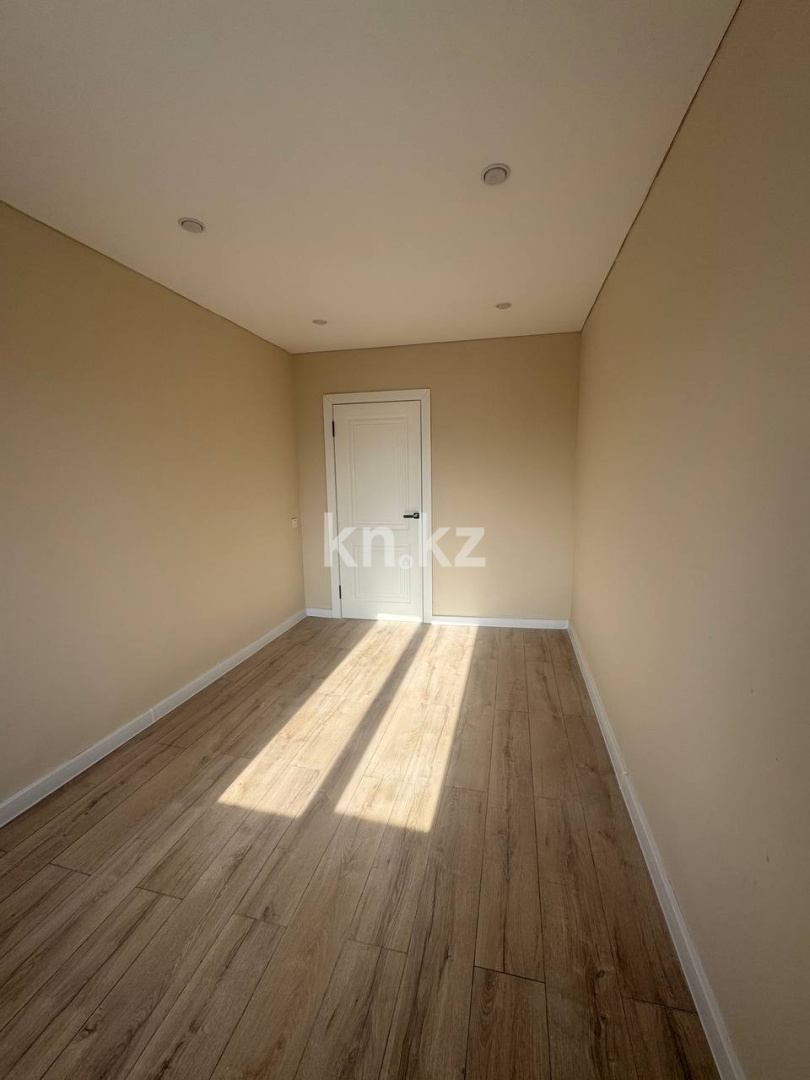 Продажа 3-комнатной квартиры, 63 м² в Алматы - фото 8