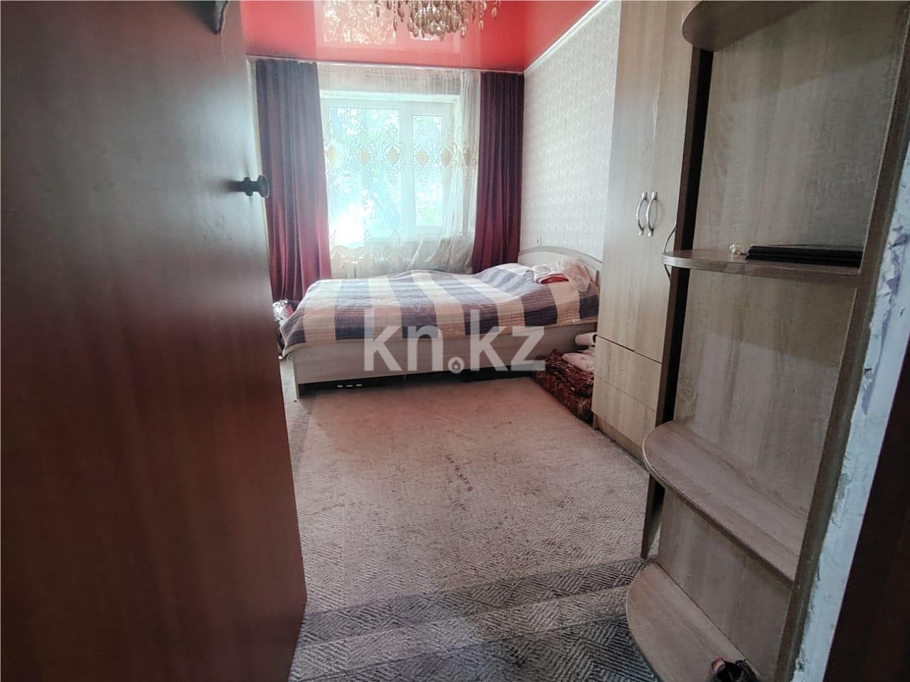 Продажа 4-комнатной квартиры, 61 м², ул. Байсеитовой в Темиртау - фото 3