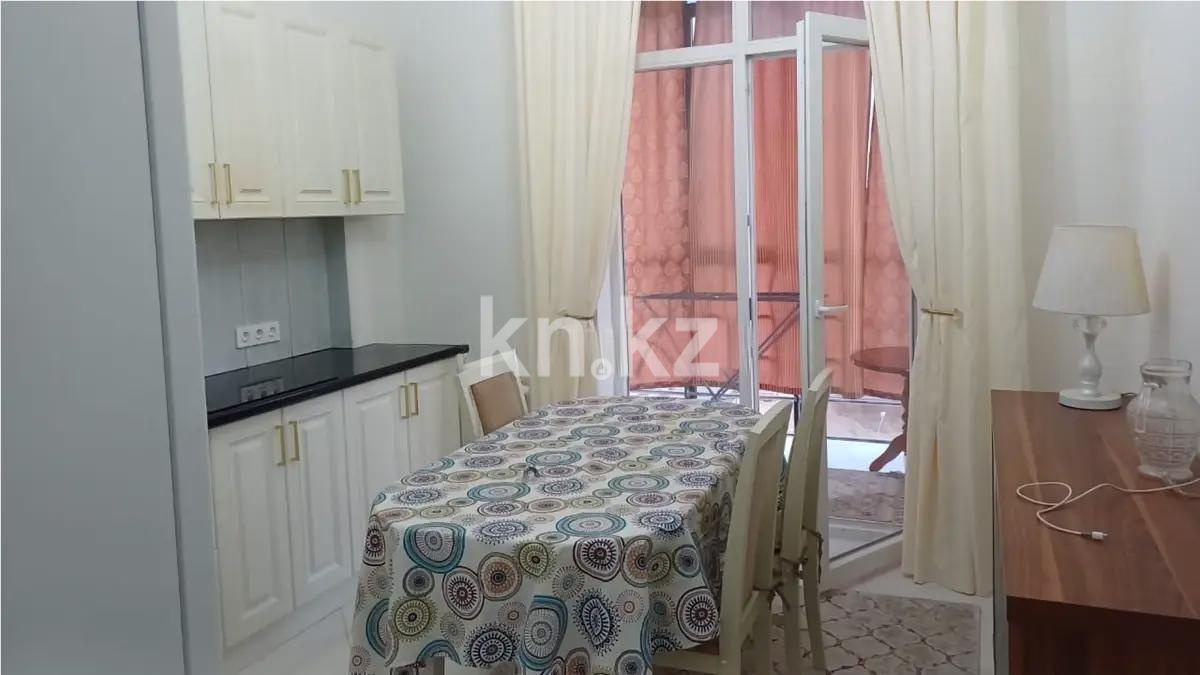 Продажа 1-комнатной квартиры, 39 м², пр. Кошкарбаева, дом  13 в Астане - фото 2