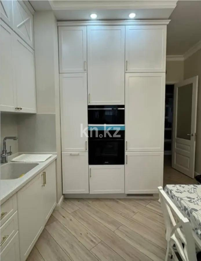 Продажа 4-комнатной квартиры, 167.3 м², ул. Байтурсынова, дом  17 в Астане - фото 2