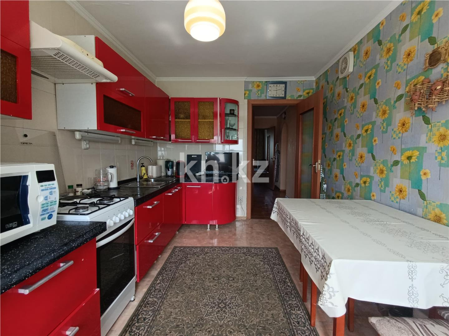 Продажа 3-комнатной квартиры, 75 м², ул. Маметовой, дом  121 в Караганде - фото 5