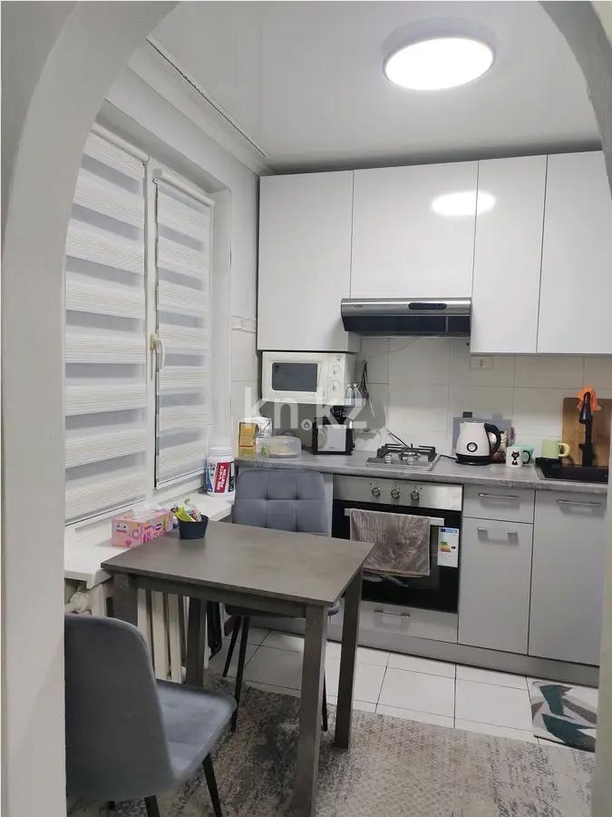 Продажа 3-комнатной квартиры, 57 м², ул. Валиханова, дом  25 в Алматы - фото 4