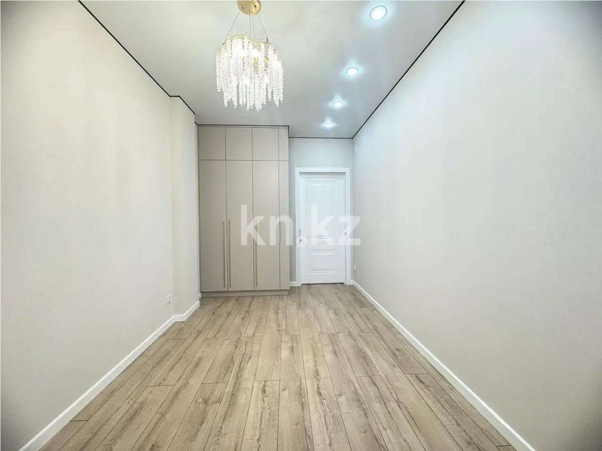 Продажа 3-комнатной квартиры, 69 м², ул. Бухар жырау, дом  25 в Астане - фото 3