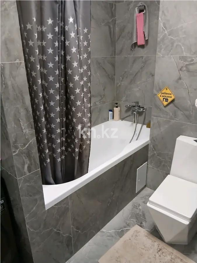 Продажа 2-комнатной квартиры, 87 м², ул. Богенбай батыра, дом  23/3 в Алматы - фото 4