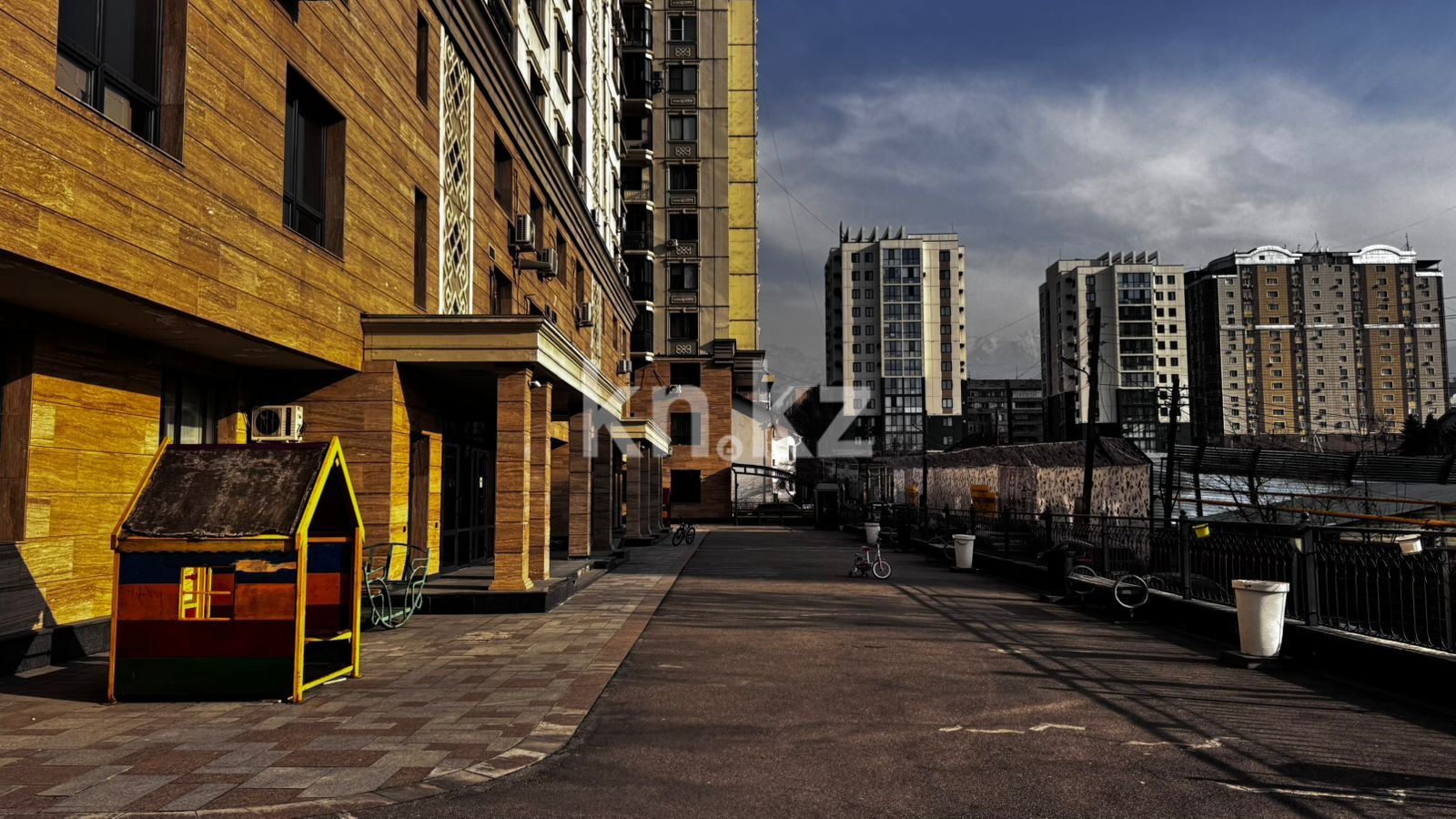 Продажа 2-комнатной квартиры, 112 м² в Алматы - фото 26