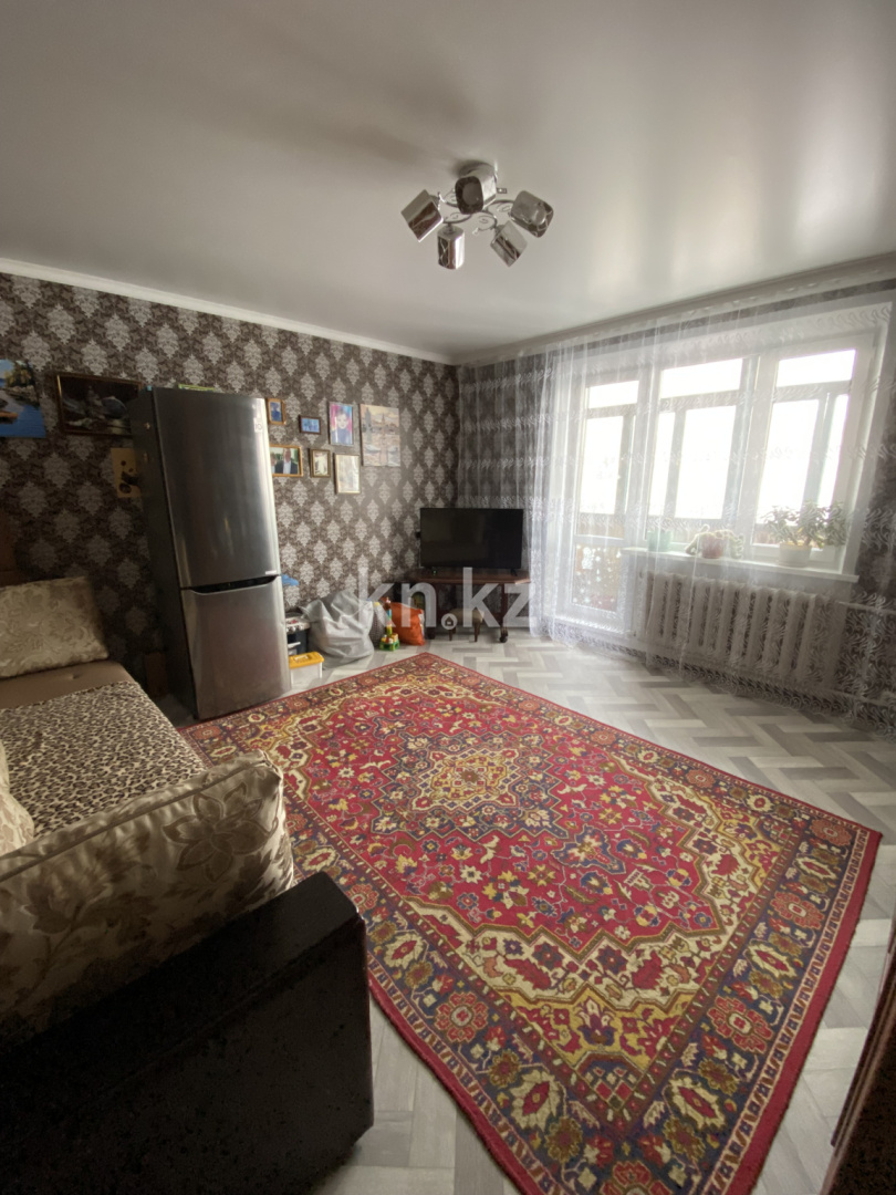 Продажа 3-комнатной квартиры, 63.6 м², мкр. Голубые Пруды, дом  6 в Караганде - фото 3