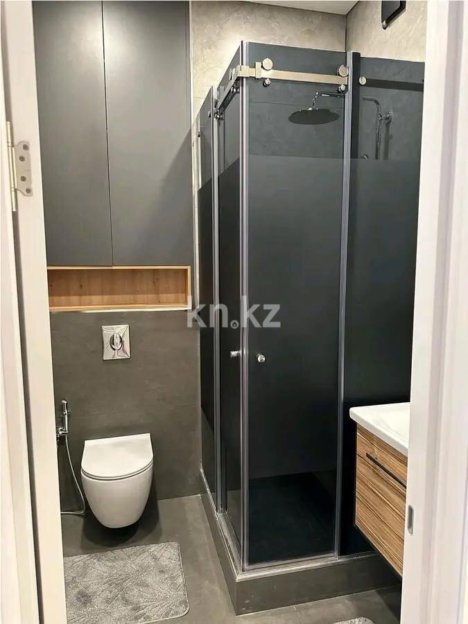 Продажа 3-комнатной квартиры, 95.8 м² в Алматы - фото 4