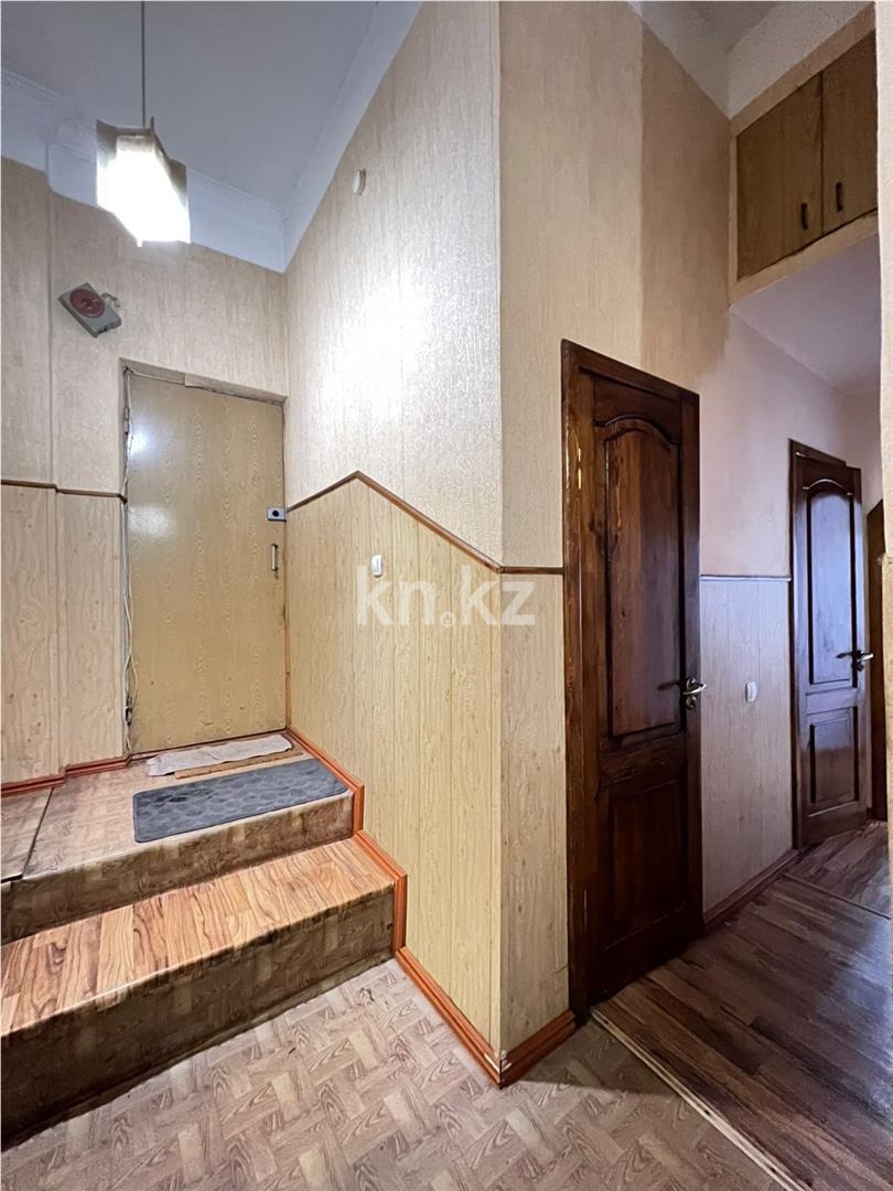 Продажа 3-комнатной квартиры, 90 м², ул. Алалыкина в Караганде - фото 20