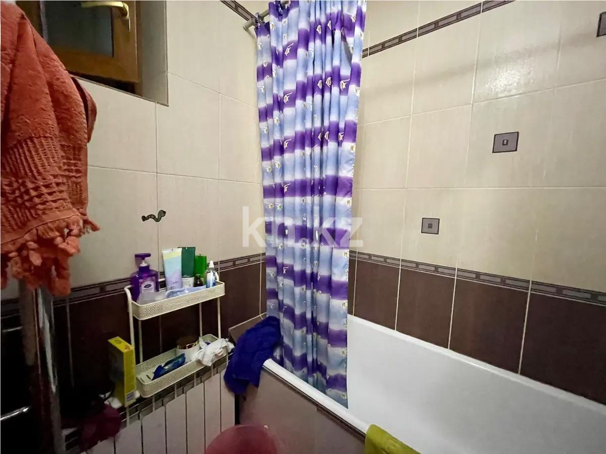 Продажа 3-комнатной квартиры, 65.1 м², мкр-н Аксай-2, дом  60 в Алматы - фото 5