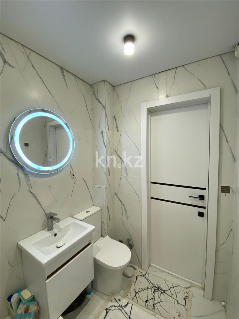 Продажа 3-комнатной квартиры, 57 м², ул. Алиханова в Караганде - фото 10