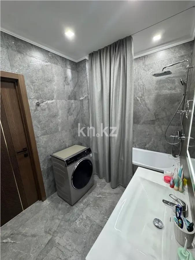 Продажа 4-комнатной квартиры, 111 м², ул. Утепова, дом  31 в Алматы - фото 4