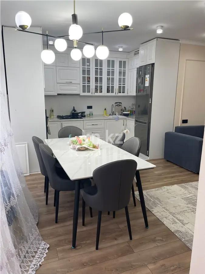 Продажа 3-комнатной квартиры, 95 м², мкр-н Думан-2, дом  12 в Алматы - фото 3