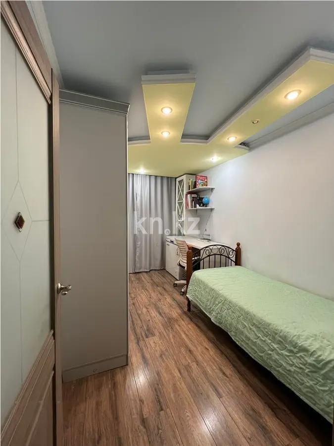 Продажа 4-комнатной квартиры, 76 м², ул. Дуйсенова, дом  25 в Алматы - фото 2