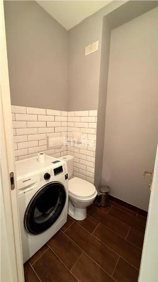 Продажа 2-комнатной квартиры, 70 м², ул. Кекилбайулы, дом  97а в Алматы - фото 4