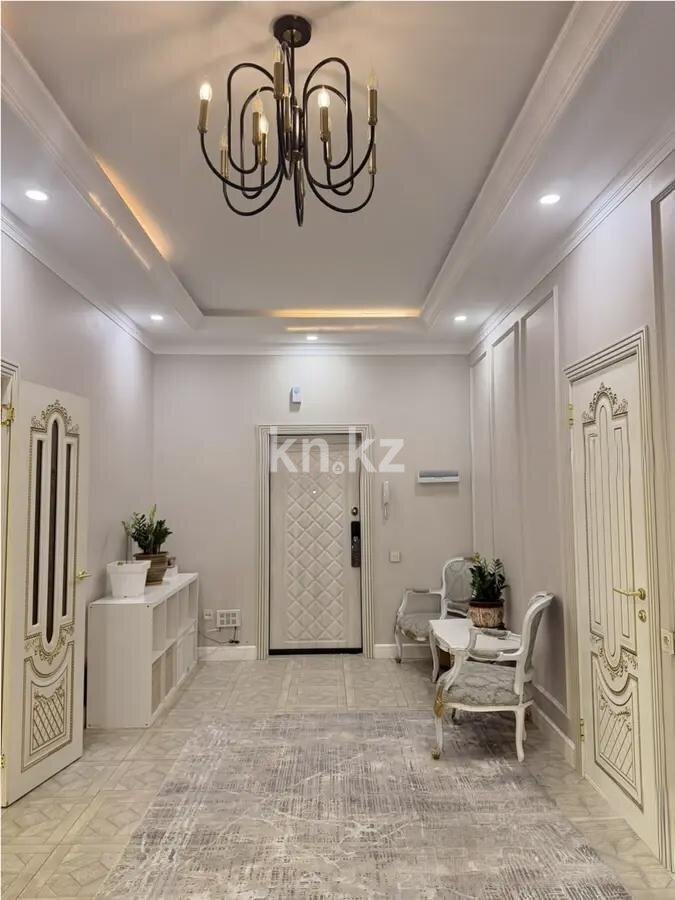 Продажа 4-комнатной квартиры, 200 м² в Астане - фото 9