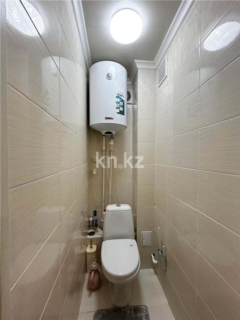 Продажа 2-комнатной квартиры, 46 м², ул. Муканова в Караганде - фото 10