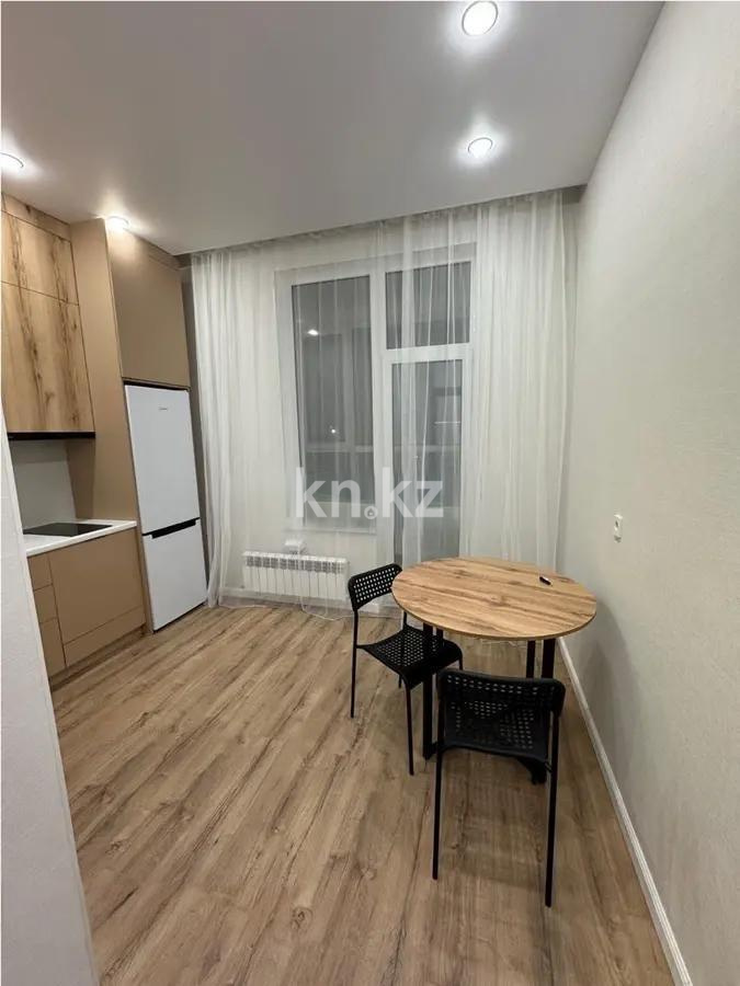 Продажа 1-комнатной квартиры, 40 м², ул. Райымбек батыра, дом  2 стр в Астане - фото 4