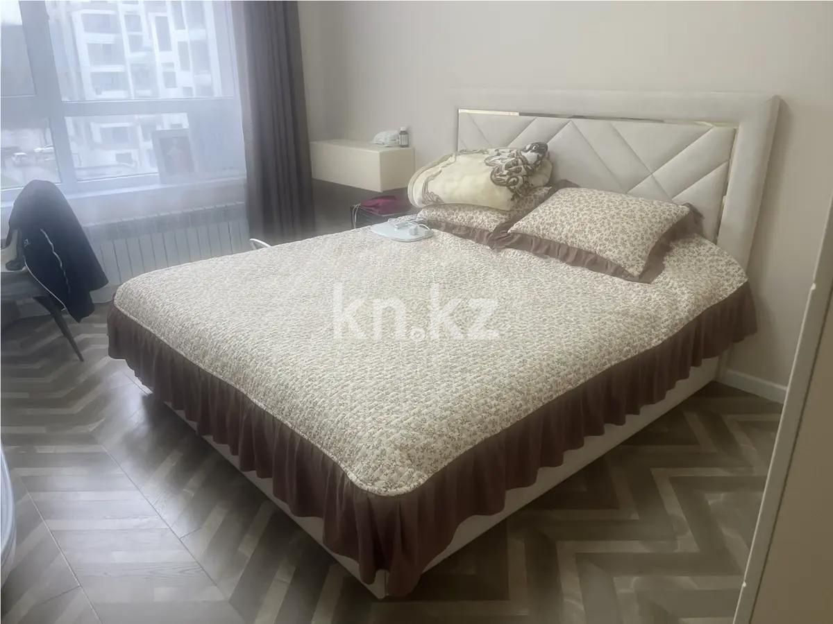 Продажа 3-комнатной квартиры, 108 м², ул. Утеген батыра, дом  11д в Алматы - фото 3