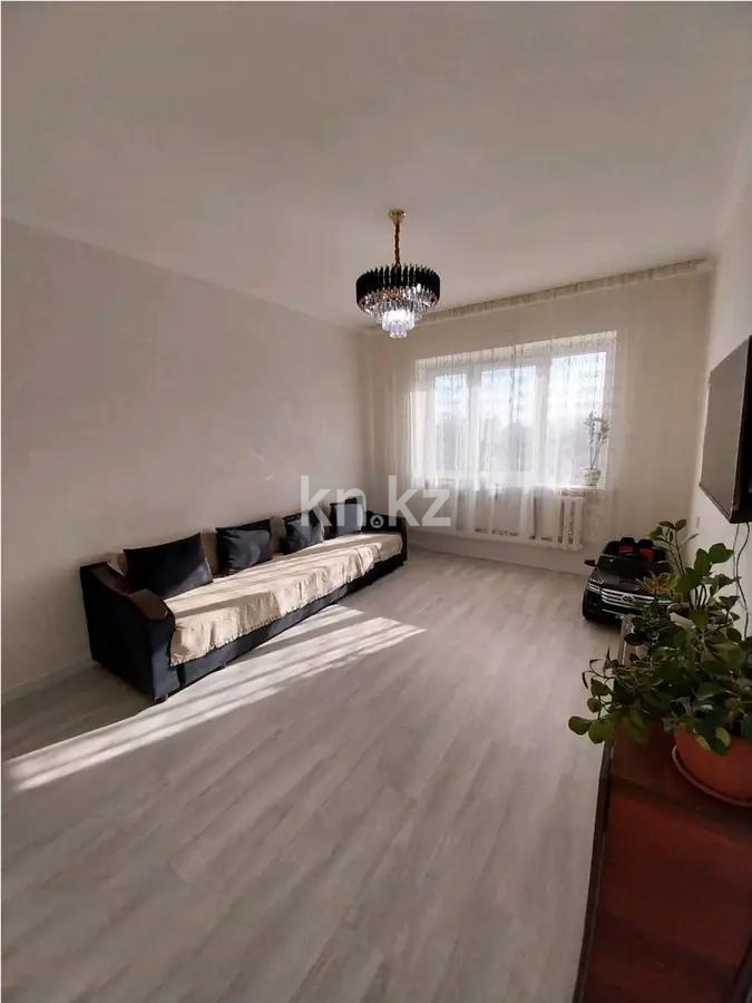 Продажа 1-комнатной квартиры, 40 м², ул. Толе би, дом  143 в Алматы