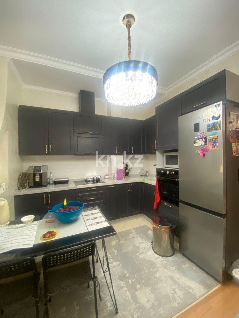 Продажа 4-комнатной квартиры, 85.6 м² в Алматы - фото 10