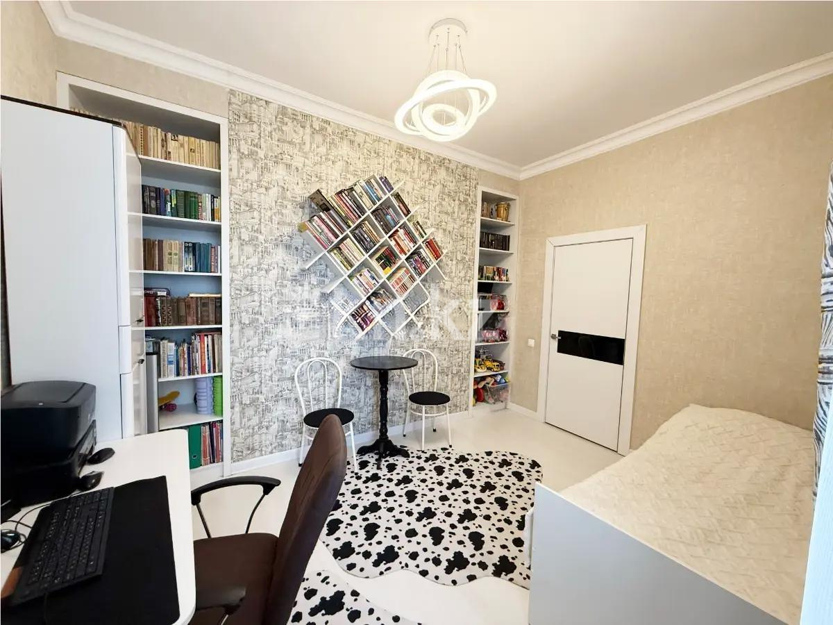 Продажа 4-комнатной квартиры, 126.6 м², ул. Акмешит, дом  9/1 в Астане - фото 3