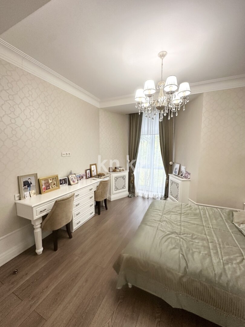 Продажа 4-комнатной квартиры, 165 м² в Караганде - фото 10