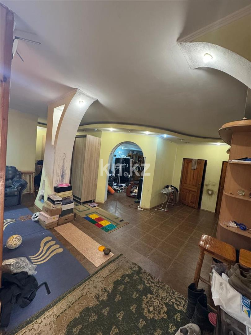 Продажа 3-комнатного дома, 165 м², ул. Тулебаева в Темиртау - фото 9