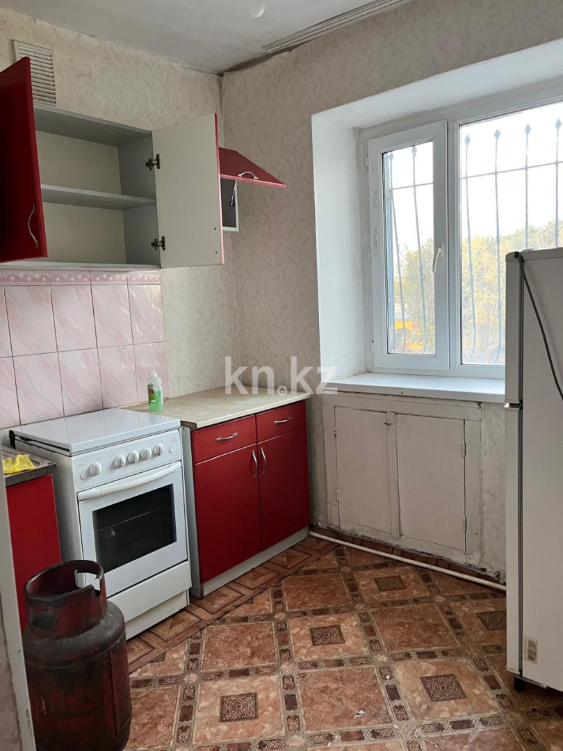 Продажа 2-комнатной квартиры, 41 м², 17 мкр., дом  43 в Караганде - фото 5