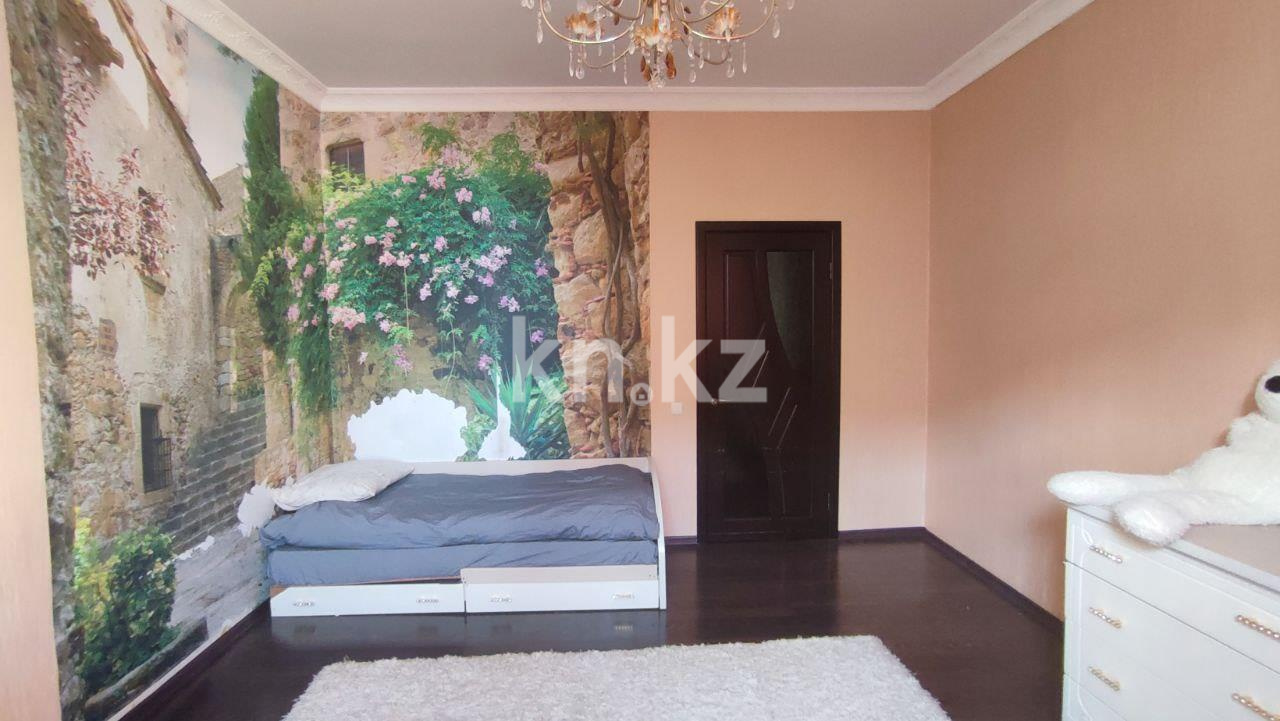 Продажа 5-комнатного дома, 470 м², ул. Муканова в Караганде - фото 6