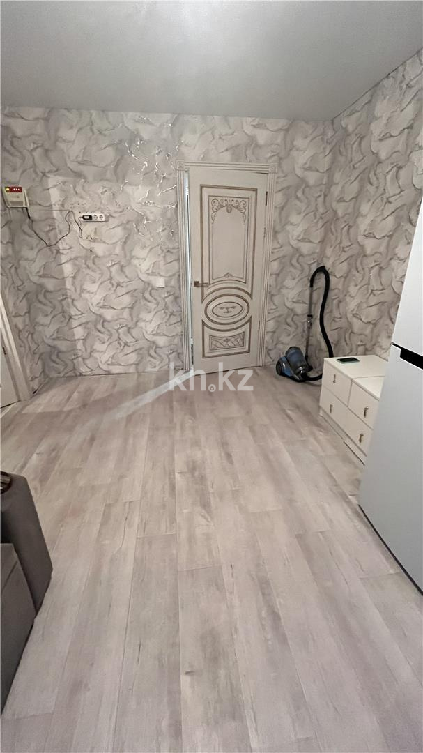 Продажа 2-комнатной квартиры, 44 м², 13 мкр. в Караганде - фото 4