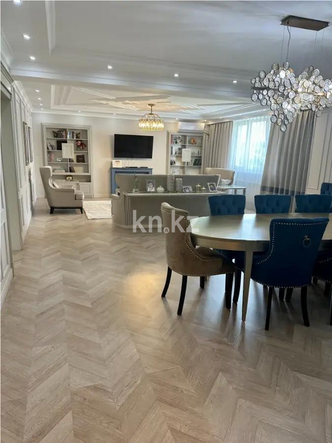 Продажа 7-комнатной квартиры, 297.4 м² в Алматы