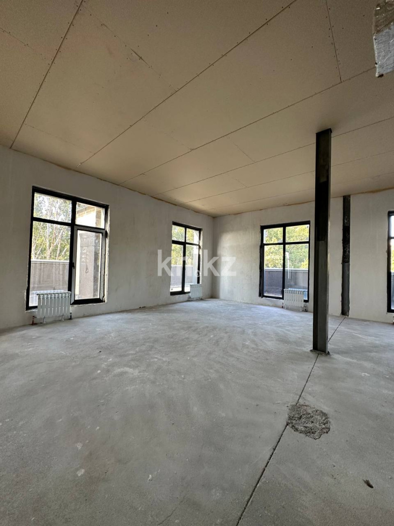 Продажа 4-комнатной квартиры, 213 м², Ерменсай, дом  36 - ул. Ушкемпирова в Алматы - фото 5