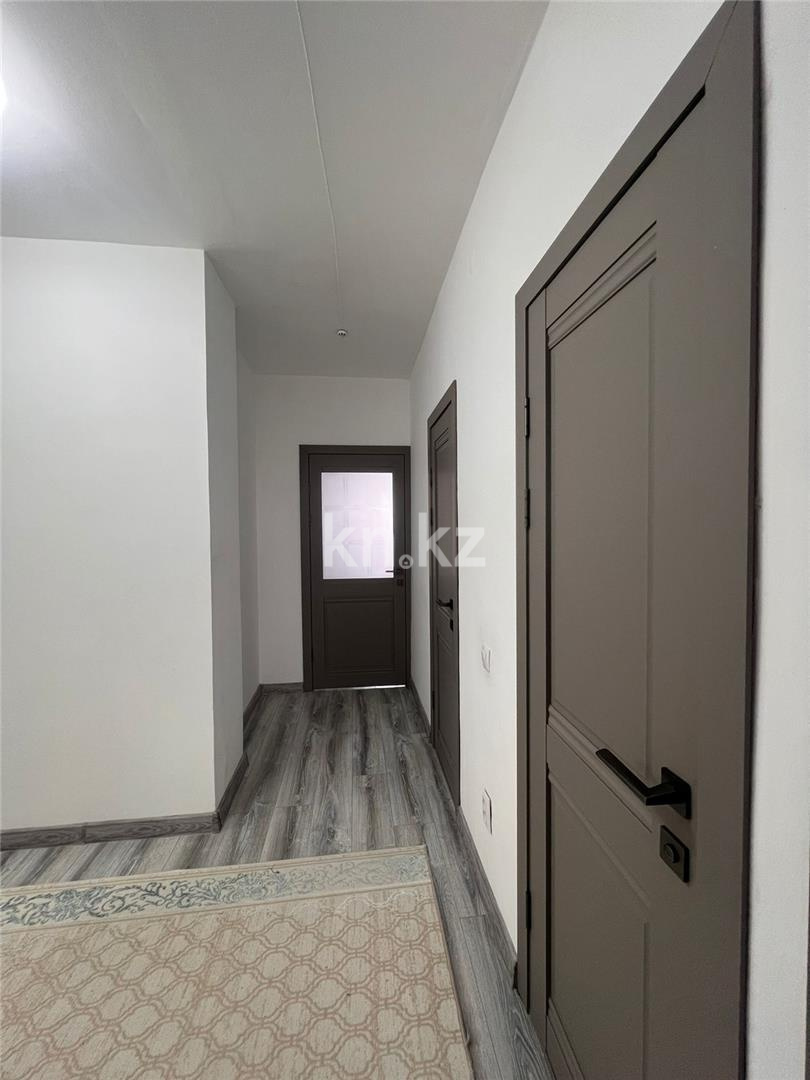 Продажа 3-комнатной квартиры, 89 м², пр. Шахтеров, дом  60 в Караганде - фото 13