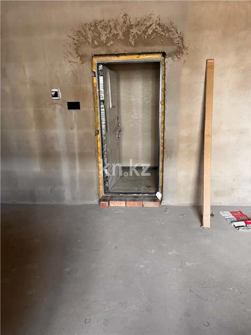 Продажа 2-комнатной квартиры, 42 м², ул. Муканова в Караганде - фото 6