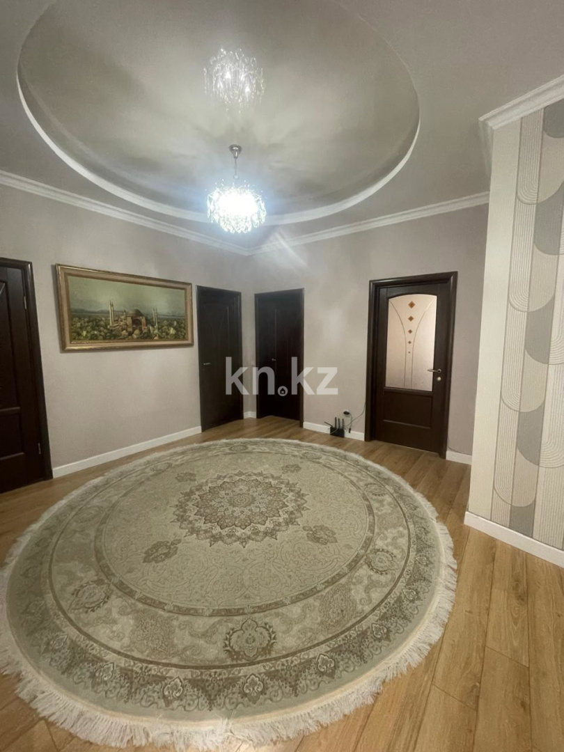 Продажа 4-комнатной квартиры, 140 м², пр. Момышулы в Астане - фото 5