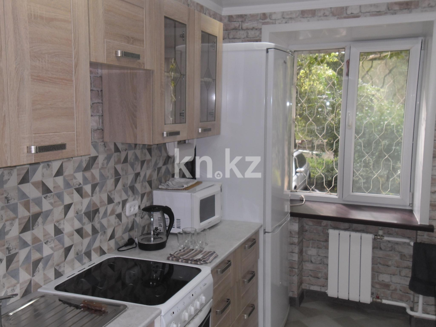 Аренда 3-комнатной квартиры посуточно, 78 м², ул. Набережная Славского, дом  48 в Усть-Каменогорске - фото 6