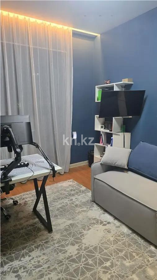 Продажа 3-комнатной квартиры, 72 м², мкр-н Айнабулак-1, дом  28 в Алматы - фото 3