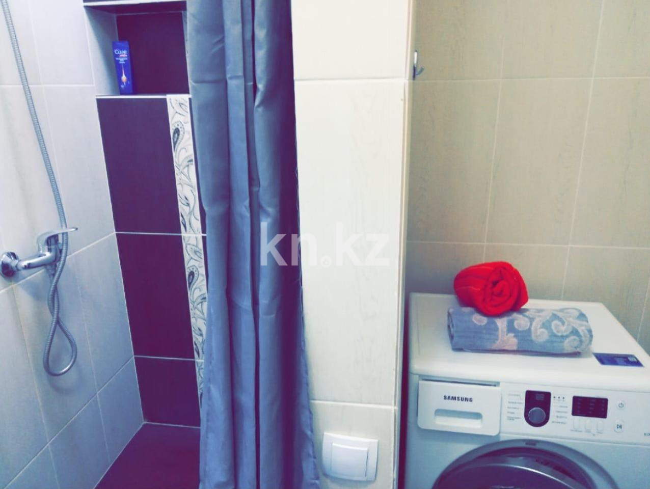 Аренда 1-комнатной квартиры посуточно, 40 м², ул. Керей, Жанибек хандар, дом  12/1 - ул. Сауран в Астане - фото 3