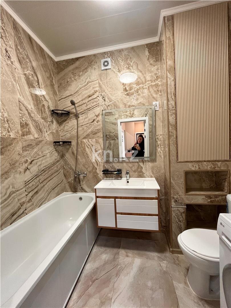 Продажа 2-комнатной квартиры, 63 м² в Караганде - фото 7